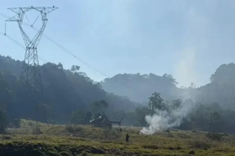 Piloto morto em queda de helicóptero em SC estava perto de casa